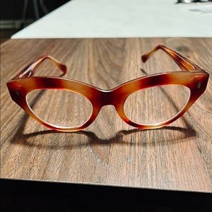 Cat eye shape vintage glasses